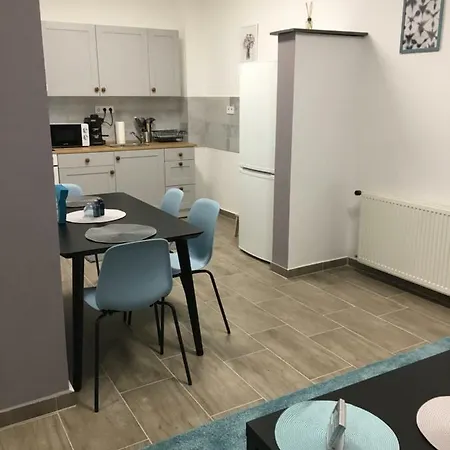 Apartment Tetemvar